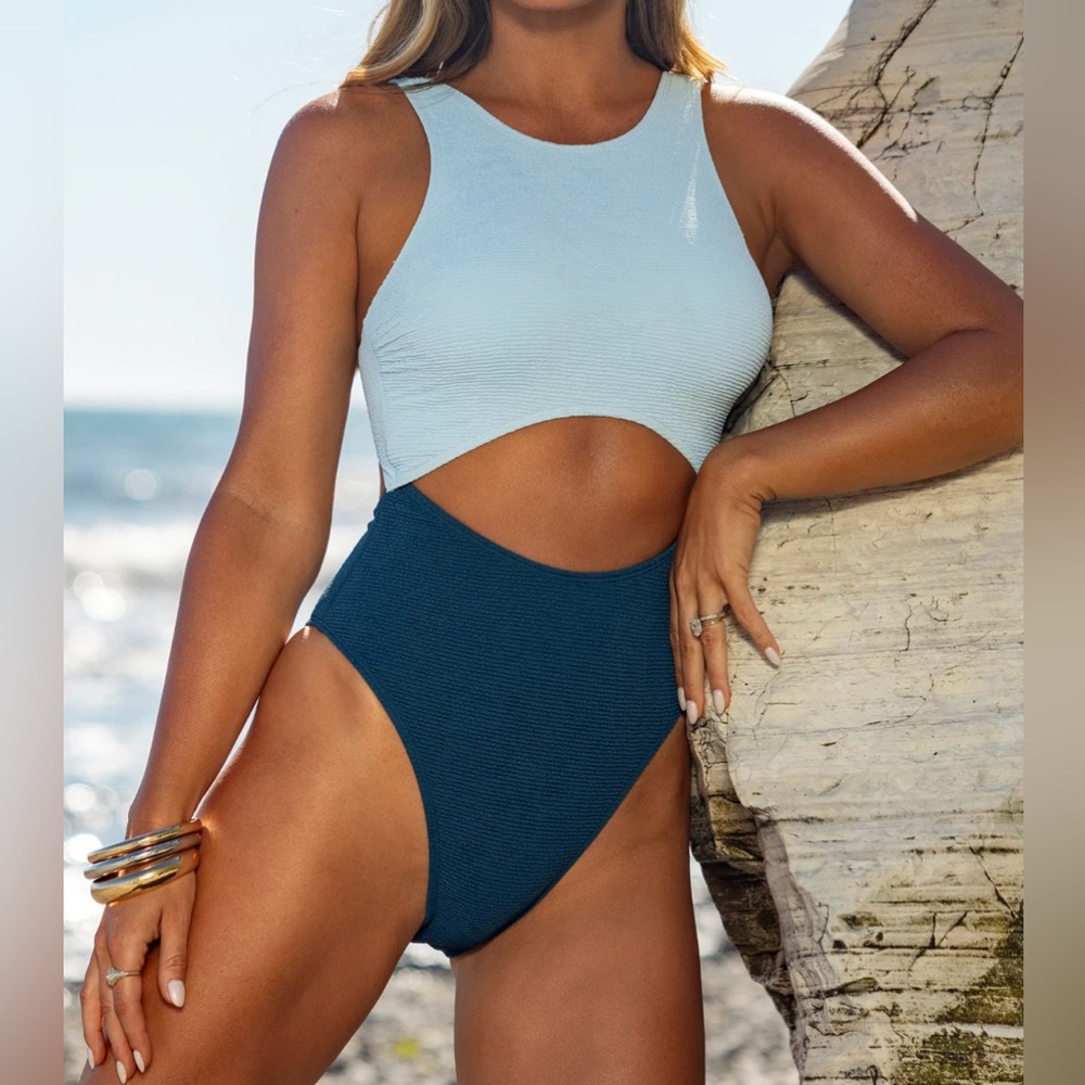 New With Tags Cupshe One piece Bathing Suit